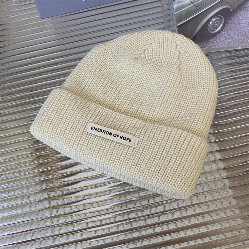 Letter knitted hat - beige / One size fits all (54-60cm)