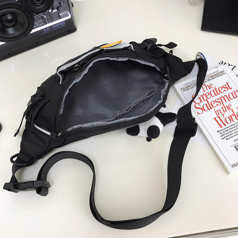 Fashionable chest bag