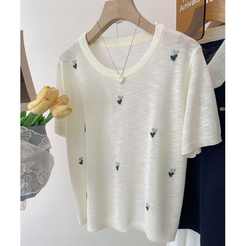 Chic Tulip Embroidered Round Neck Short-Sleeved Knitwear Showing Ice Silk Slim Short Knitted T-Shirt Top for Women Chic Tulip Embroidered Round Neck Short-Sleeved Knitwear Showing Ice Silk Slim Short Knitted T-Shirt Top for Women