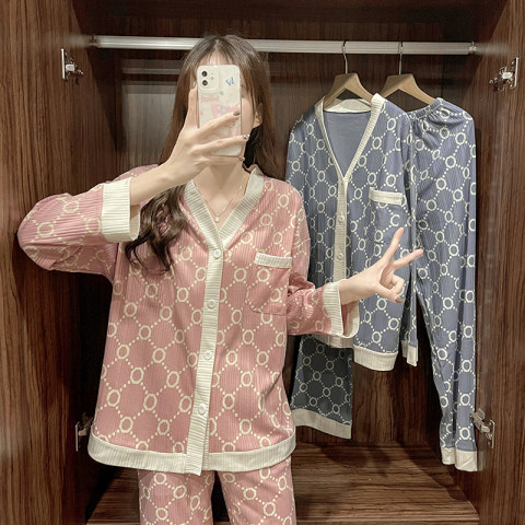 Pijamas de dona a la moda para mujer 2025, ropa de estar en casa de manga larga para influenceras de internet, pijamas para dropshipping de transmisiones en vivo para mujer.