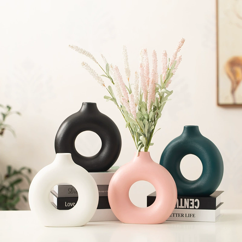 Кросс-борт ceramic vase Творческий донат-ваза в Nordic INS ветер свет роскошный ретро засушенные цветы декоративные украшения