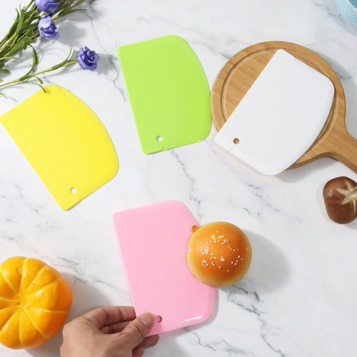Cake scraper plastic baking scraper dough rice roll scraper trapezoid household baking tools kitchenware wholesale