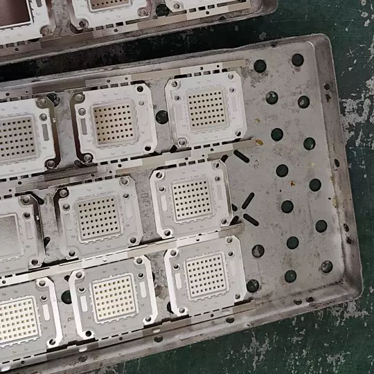 660 850双波灯珠理疗美容专用灯珠植物照明专用灯珠二极管led灯珠