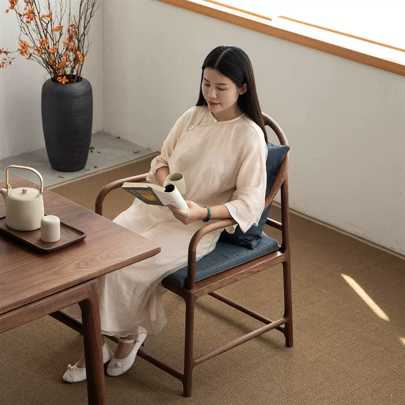 空器新中式黑胡桃木实木小圈椅围椅太师椅官帽椅茶椅主人椅休闲椅