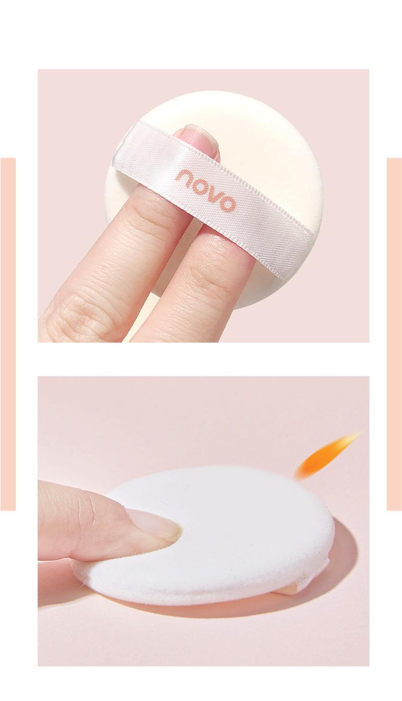 NOVO Satin Luxury Setting Powder Compact controls oil, sets makeup and brightens skin tone. Compact and portable touch-up Powder compact undefined