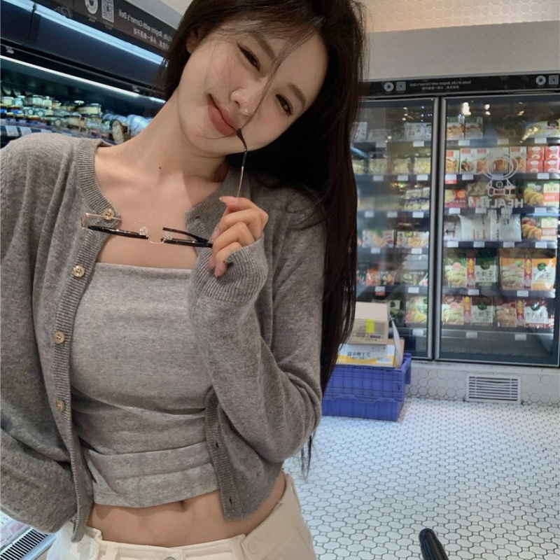 2024 Winter New Korean Style Loose Fit Slimming Thick Knitted Top, Cardigan Sweater for Women