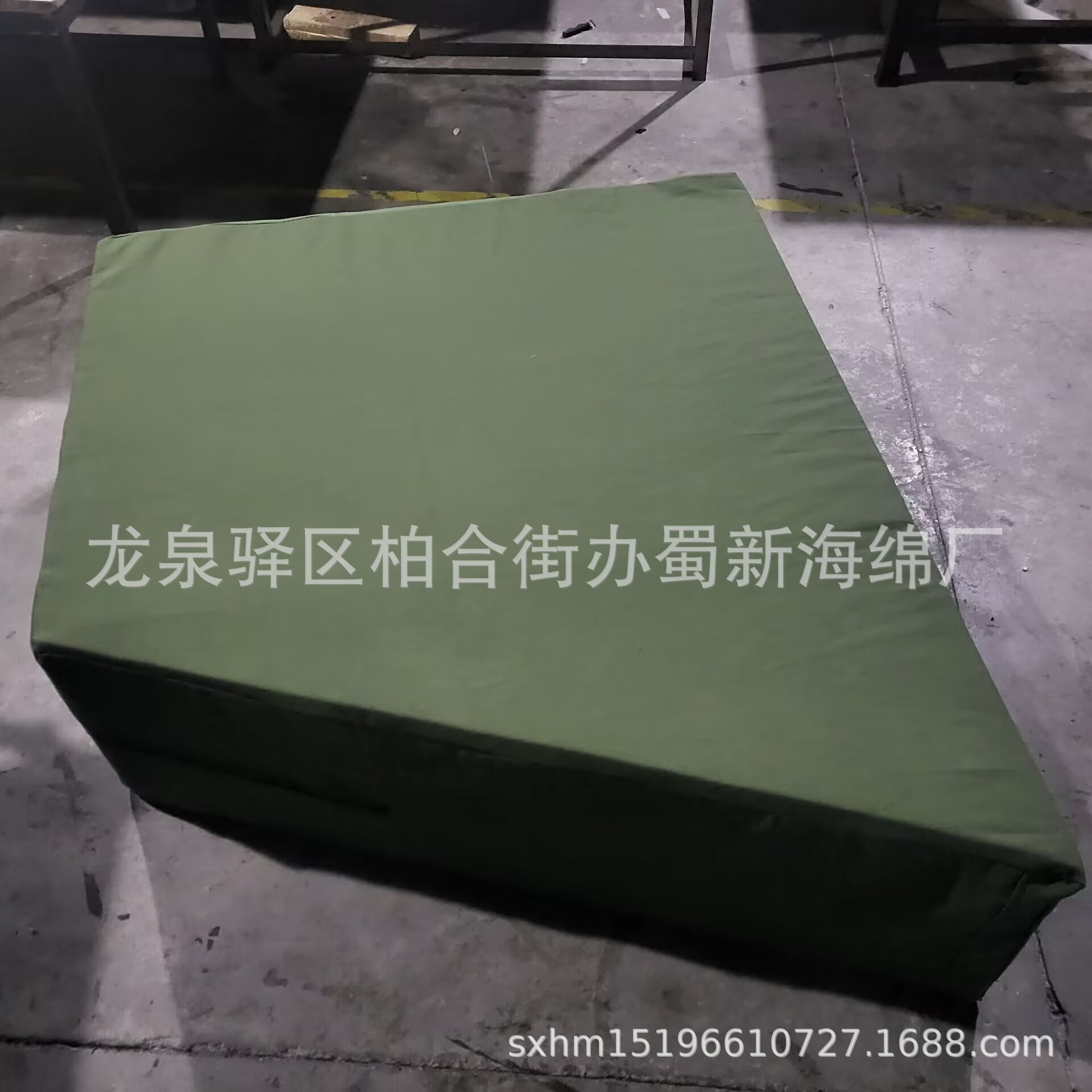 厂家供应帆布套海绵垫子/运动垫子/高密度海绵运动垫/帆布套海绵