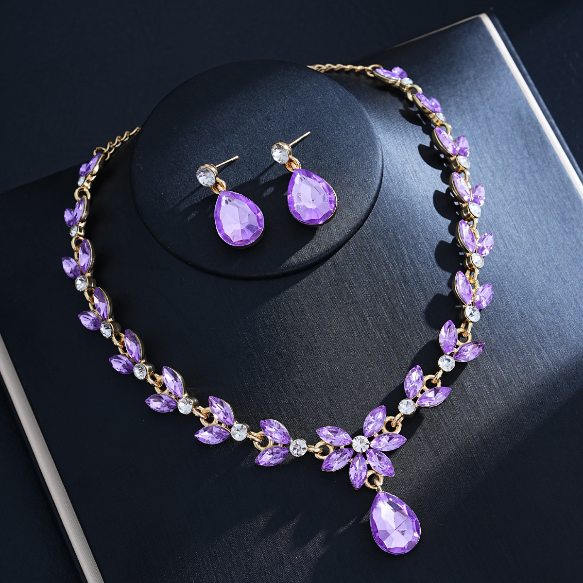 Set gioielli sposa con collana e orecchini in strass per matrimonio_voghion.com