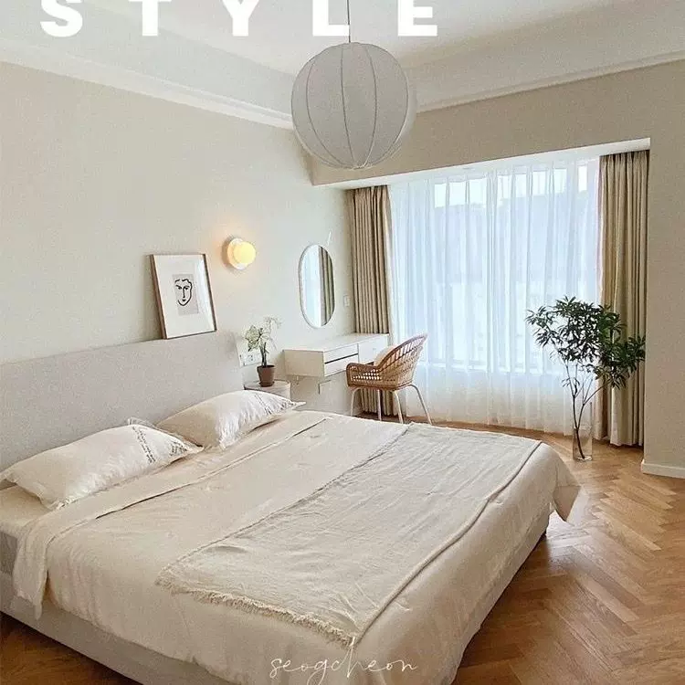 意式简棉麻布艺床现代简约奶油主卧室小户型软包床双人床新款北欧
