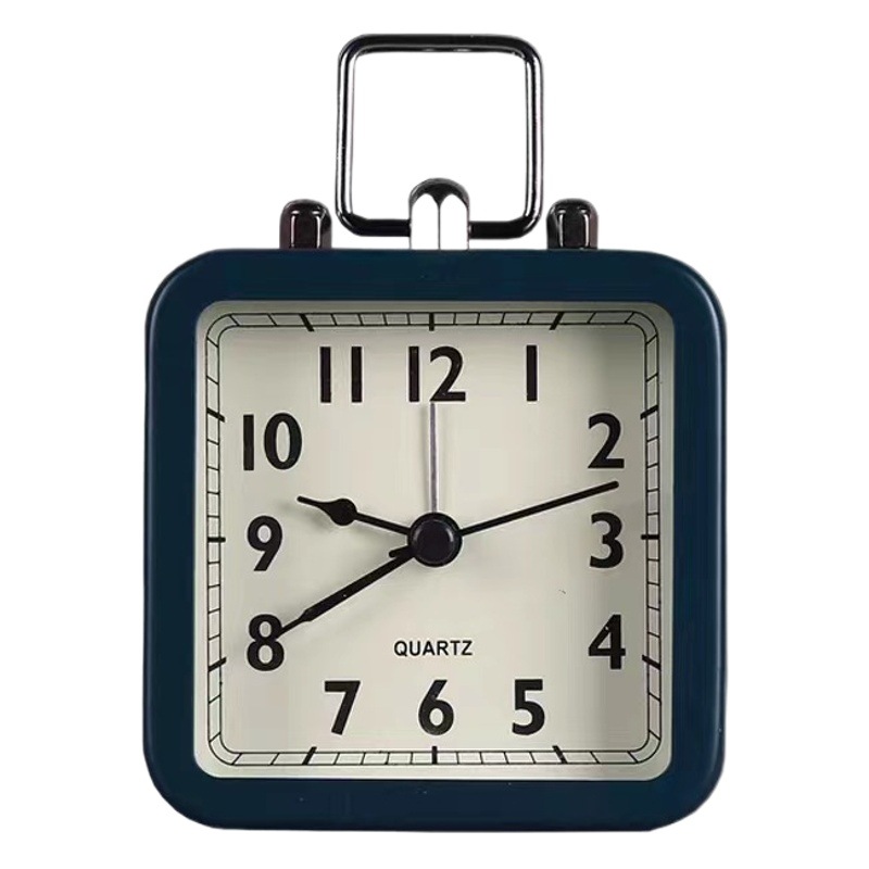 Directo de fábrica de moda simple cuadrado de plástico retro pequeño reloj de alarma dormitorio de noche mudo despertador electrónico