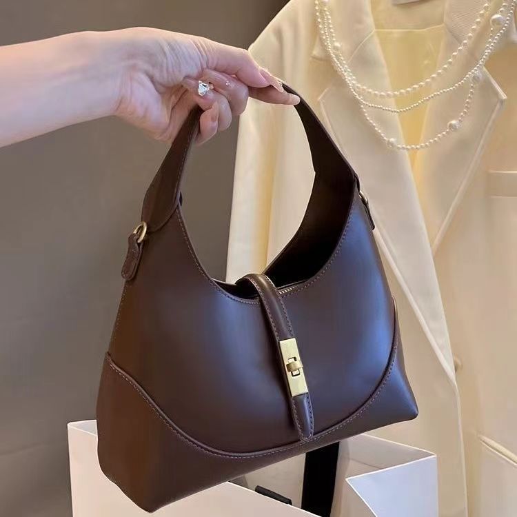 701g Weight Synthetic Leather Lining Material Zipper, Lock clasp Closure Type Single Shoulder Strap Strap Type Shoulder Bag Bags Type Casual, Daily, Shopping Occasion Pu Leather Material Splicing, Solid Color Pattern All Seasons Season Women's Gender Classic Style Style Dumpling Shape Shape Women's Pu Leather Splicing Solid Color Classic Style Dumpling Shape Zipper Lock Clasp Shoulder Bag 无