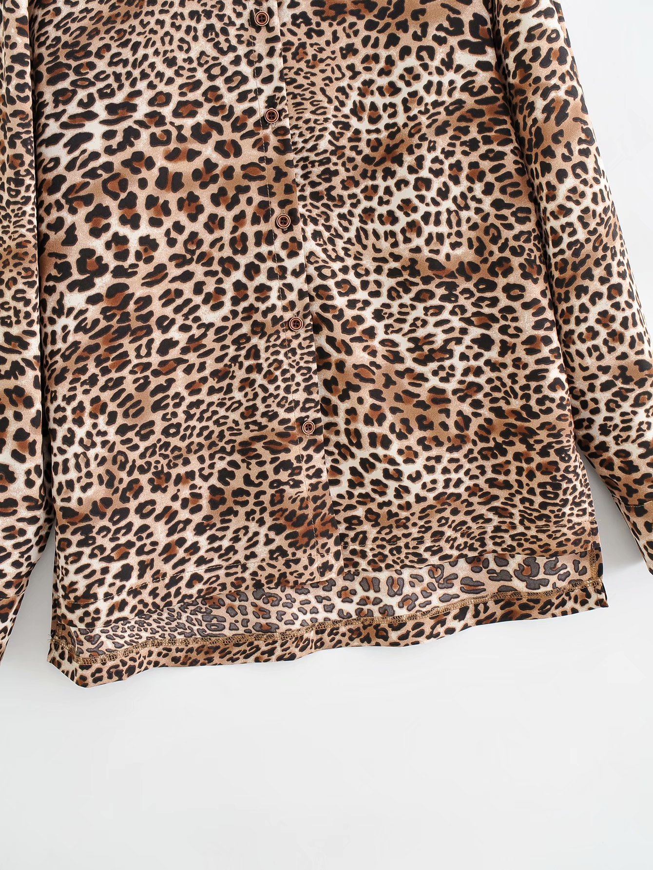 loose lapel leopard long-sleeved shirt NSAM32052