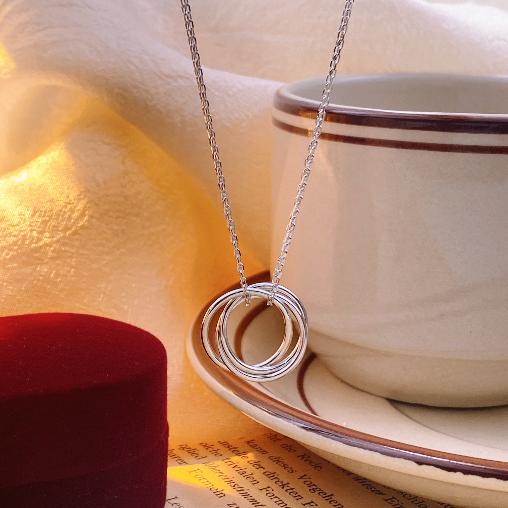 Chuangke S925 스털링 실버 Sansheng III 목걸이 커플 클래식 패션 간단한 틈새 디자인 독특한 Collarbone 체인 장식