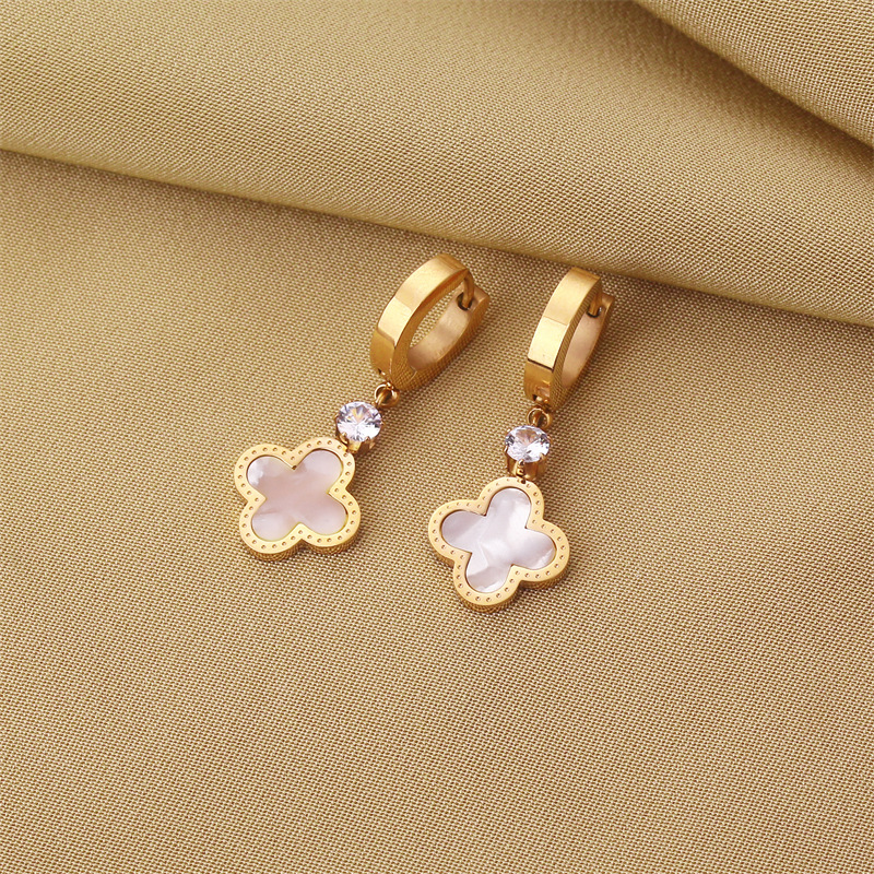 Fashion Four Leaf Clover Titanium Steel Plating Inlay Artificial Gemstones Drop Earrings 1 Pair