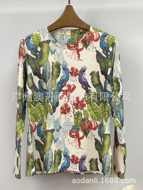 新款女装长袖通体印花婴儿棉时尚休闲百搭优雅宽松圆领透气T|undefined