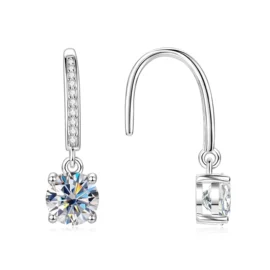 戒指;耳钉;项链