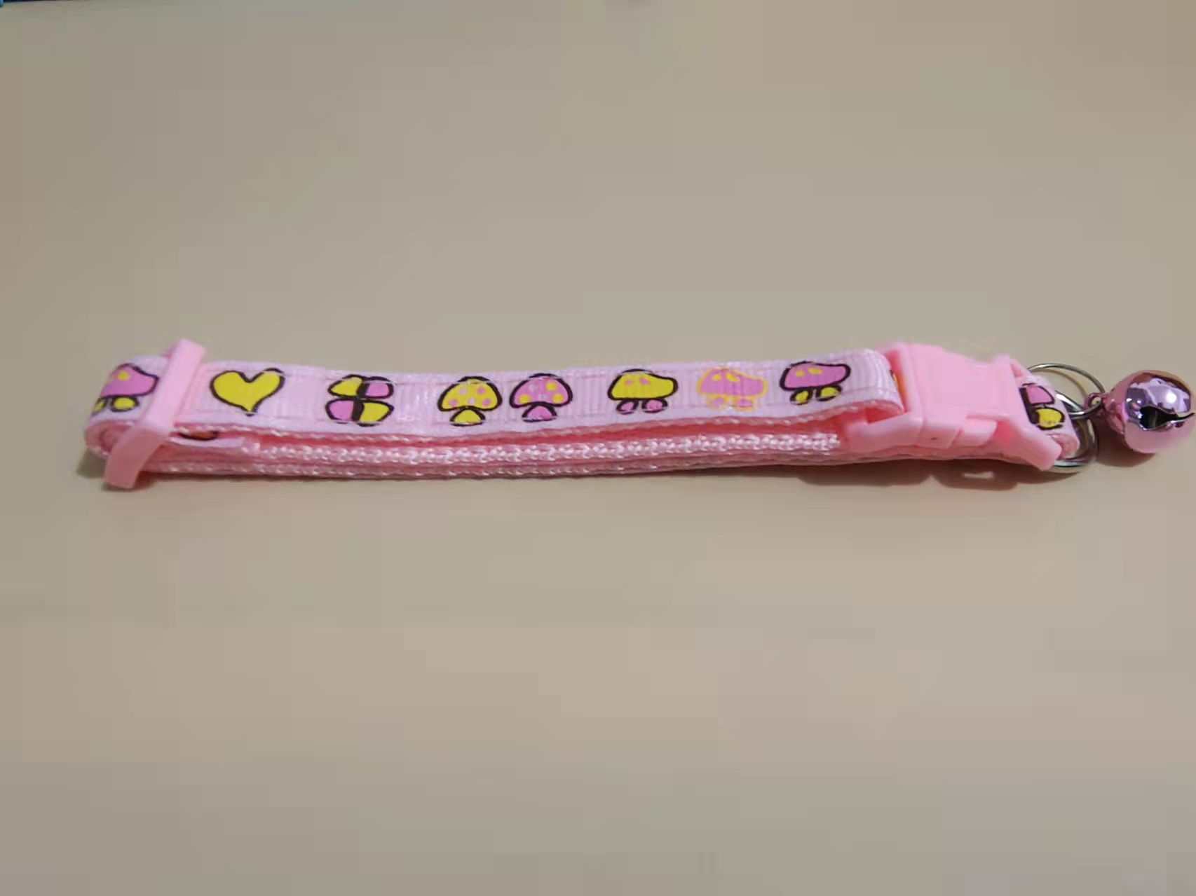 1.0 Collar de hongos para perros de mascotas, collar de hongos para perros grandes fabricantes al por mayor.