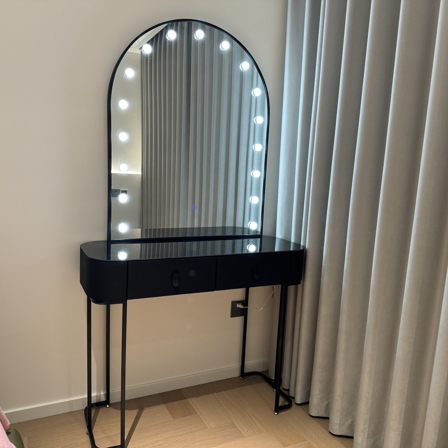 化妆台化妆师网红影楼化妆镜带灯婚纱店梳妆台美容院化妆桌