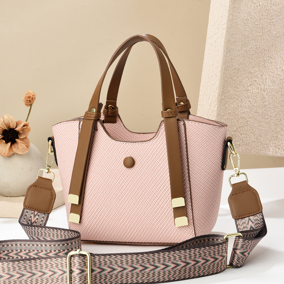 Bolso bolso de mano cubo de agua bolsa de canasta de verduras nuevo bolso de mensajero de hombro simple para mujer Bolso de mujer de Taizhou bags de comercio exterior