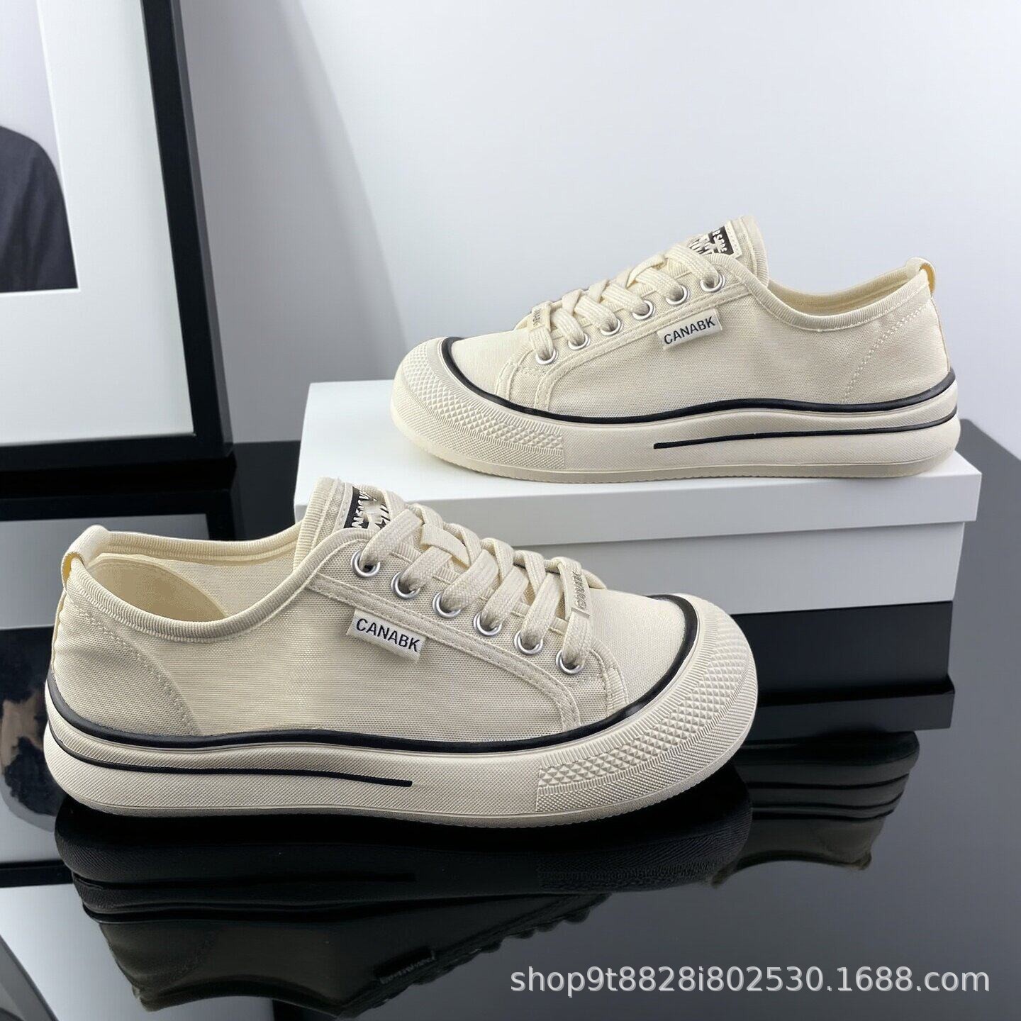 Muñeca cabeza de malla transpirable, zapatos blancos de suela gruesa, feos, zapatos blancos para mujeres 2026 nuevos zapatos de skate de lazos suaves antideslizantes para mujeres