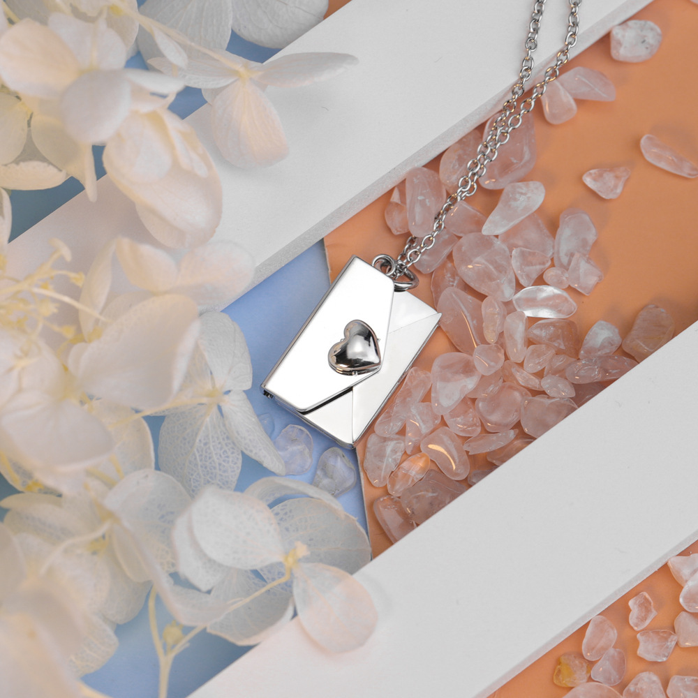 cable chain Chain Type Daily Occasion Wholesale Jewelry IG Style Simple Style Envelope Heart Shape 304 Stainless Steel Locket Necklace Cable Chain