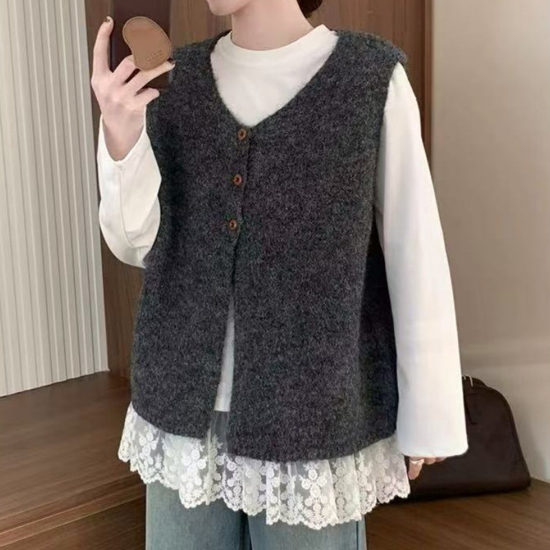 짙은 회색