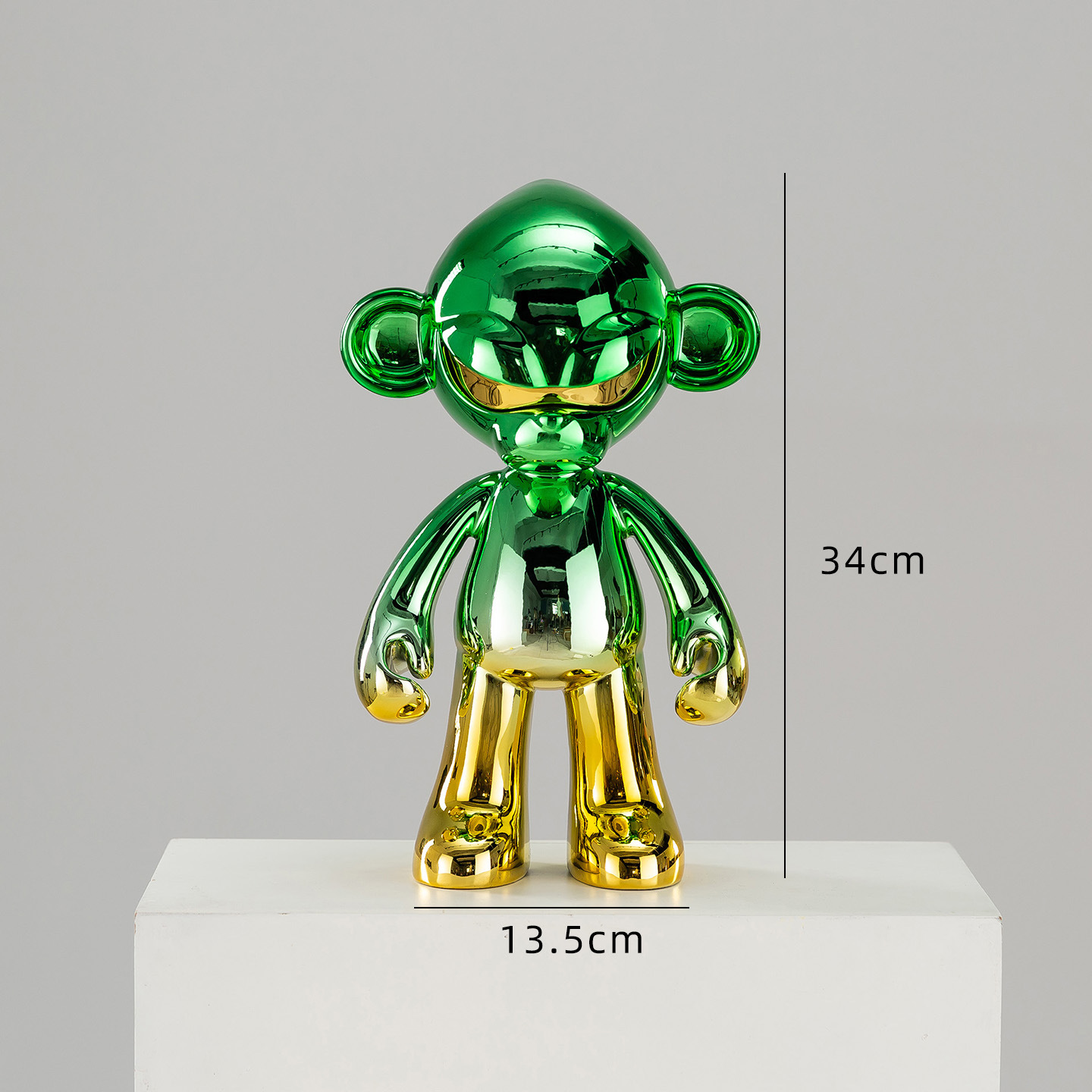 Goku de oro verde