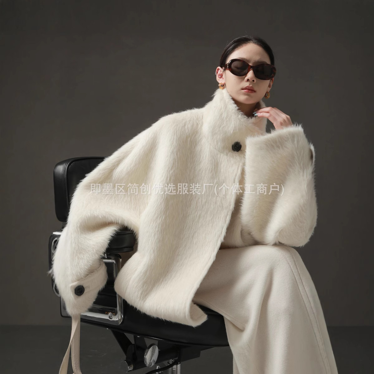 Minimalistic design woolen import jacket, winter alpaca, new collection