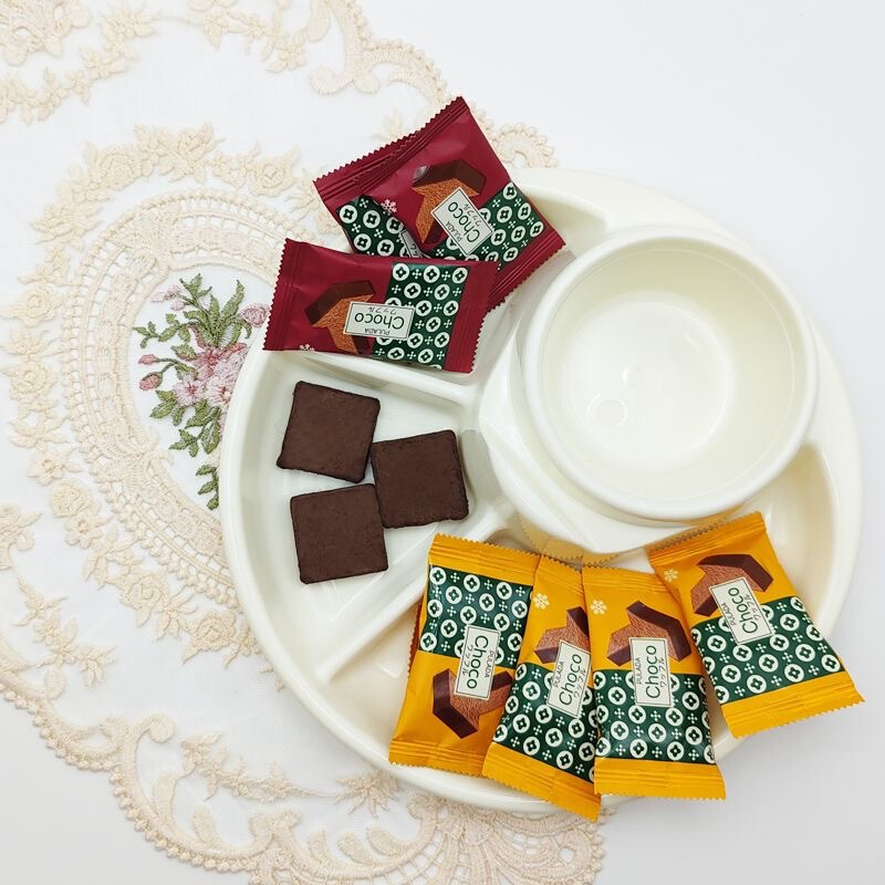 British Pulada Dark Chocolate Candy Snacks Instead of Raw Chocolate Wedding Candy Wedding Candy Snacks