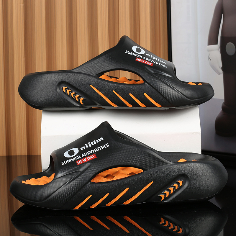 Zapatillas transfronterizas de tamaño grande para hombres 2025 verano nuevo estilo de ropa exterior en línea popular explosión deportiva pisar mierda sensación de playa zapatillas frías de tamaño grande