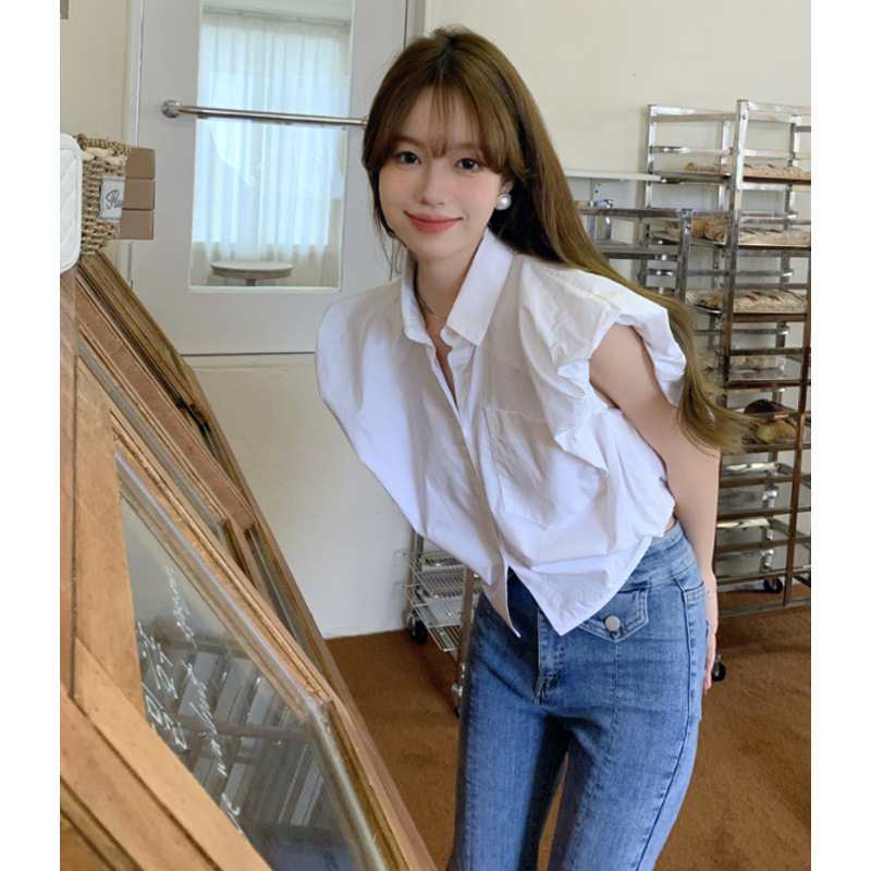 White short summer elegant shirt sleevless