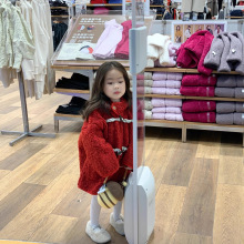 女童新年装红色喜庆连帽牛角扣中长款大衣保暖复合一体羊羔绒外套