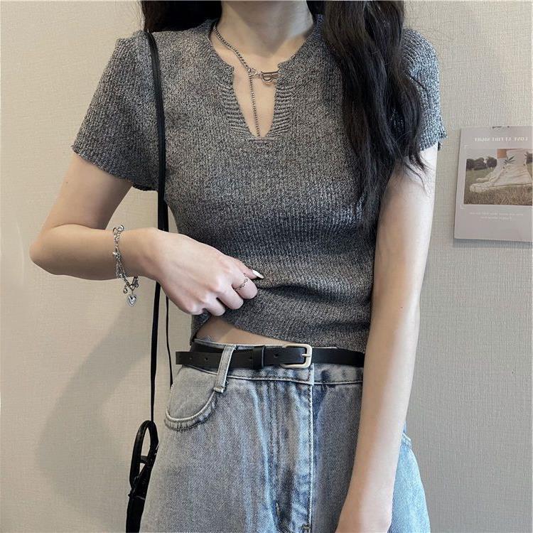 New T-shirt Design Niche Short Top Women's Summer Stylish V-neck Short-sleeved Ice Silk Knitted Sweater New T-shirt Design Niche Short Top Women's Summer Stylish V-neck Short-sleeved Ice Silk Knitted Sweater