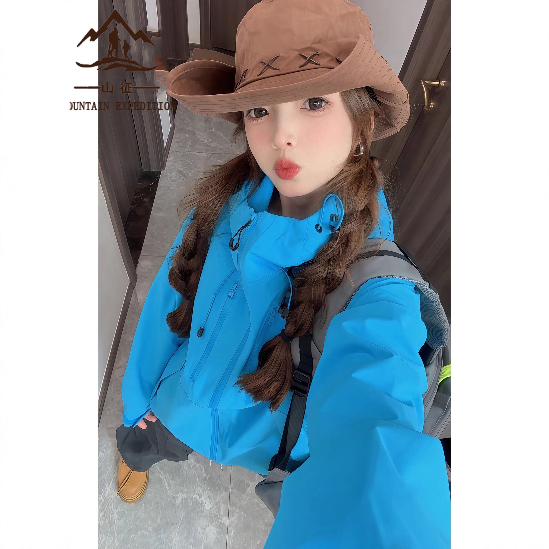 Big Brand Blue Women's Windbreaker 2026 New Outdoor Windproof Three-In-One Stylish Dopamine Early Autumn Jacket