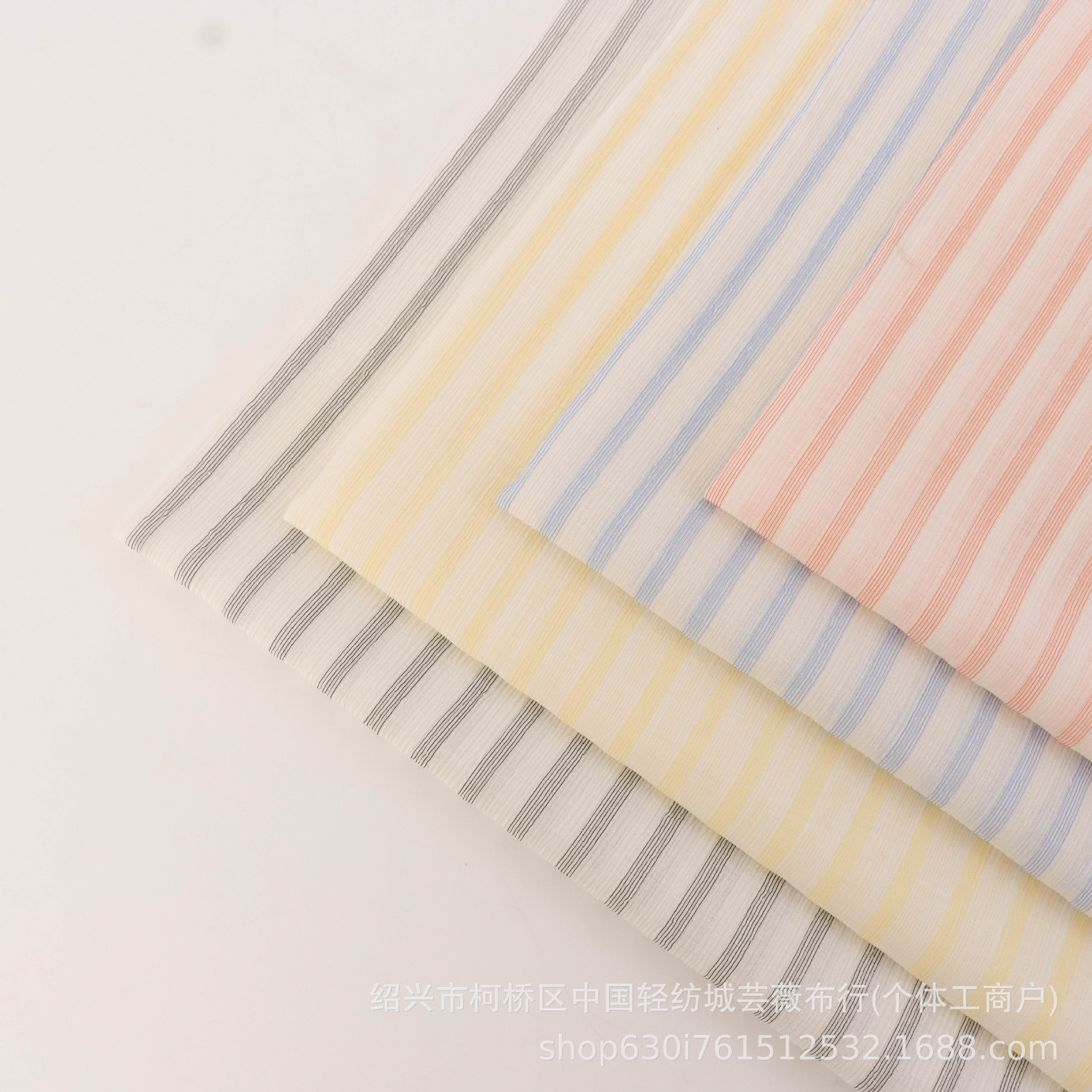 平纹色织女装衬衫休闲服连衣裙春夏装现货供应面料