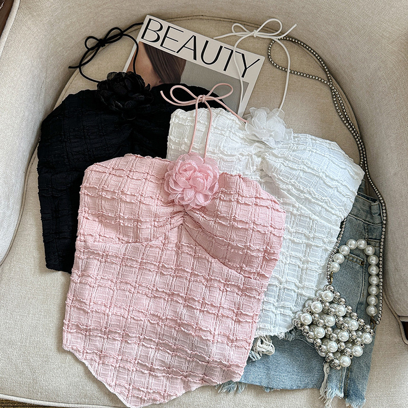 Pure Desire Halter Neck Camisole for Women, Summer Three-Dimensional Floral Sweet and Spicy Vacation Style Beautiful Back Bra Integrated Outerwear Top
