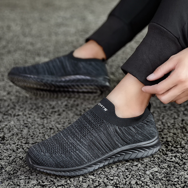 2025 primavera nueva pareja zapatos de tejido femenino cómodos zapatos casuales de malla transpirables zapatos deportivos de hombre zapatos de altura baja