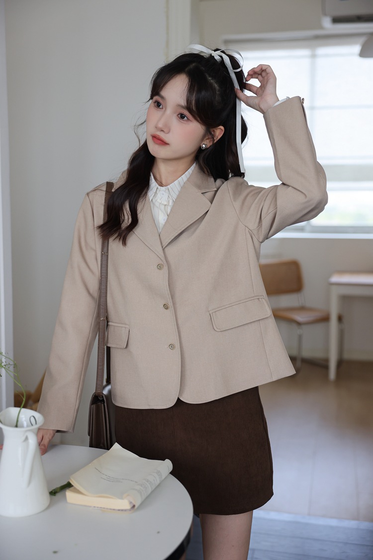 Simple French-style Short High-end Elegant For Women, New Spring Collection, Versatile Blazer With A Suit Collar_ecoleips.com