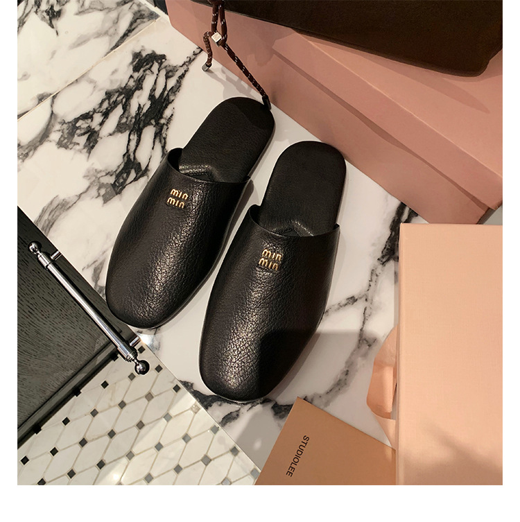 Versión de piel de oveja ~ Mouse miu moda Baotou perezoso con un pie Muller zapatillas planas sandalias de cuero para mujer