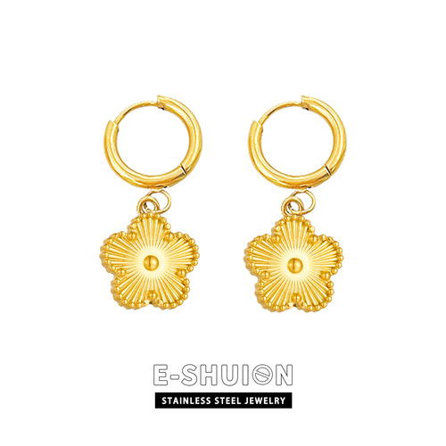 Simple temperament five-leaf flower jewelry set, four-leaf clover laser, titanium steel plum blossom fashionable and versatile Internet celebrity trend jewelry