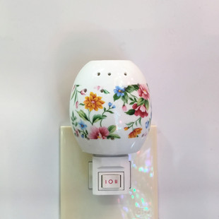 ֱ�N��ˇ�մ���޹LED�߲ʹ�؈A��Ģ���Б����ߟ����Сҹ��