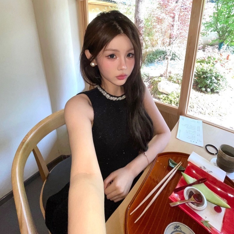 リトルブラックドレスヘボンスタイルハイエンド誕生日ドレスケーキドレスセレブフレンチノースリーブドレス女性の夏の新しいスタイル|undefined