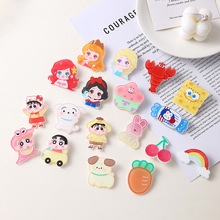 ins卡通蜡笔小新亚克力胸针白雪公主小配件diy胸饰徽章冰箱贴饰品