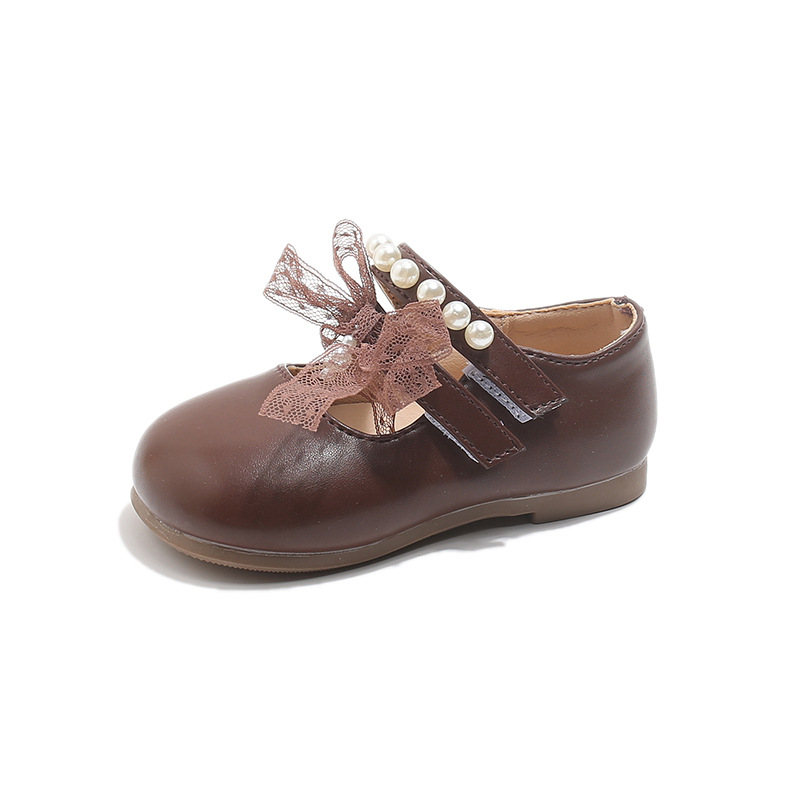 Zapatos de princesa de niñas 2026 primavera y otoño nuevos zapatos de cuero de perlas de arco de niñas zapatos de baile de niños