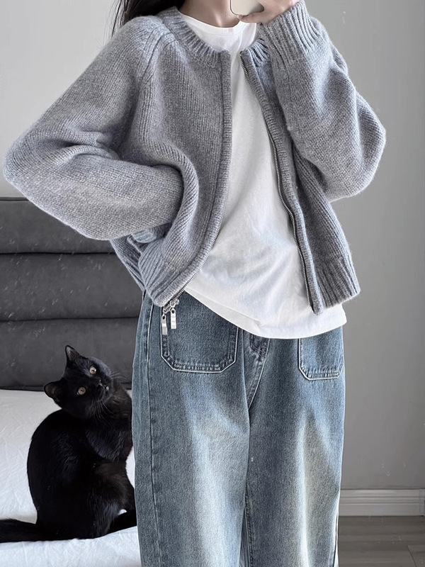 Grey Short Sweater Coat Women's Spring and Autumn 2025 New Loose Thickened Zipper Cardigan Long-sleeved Knitted Top