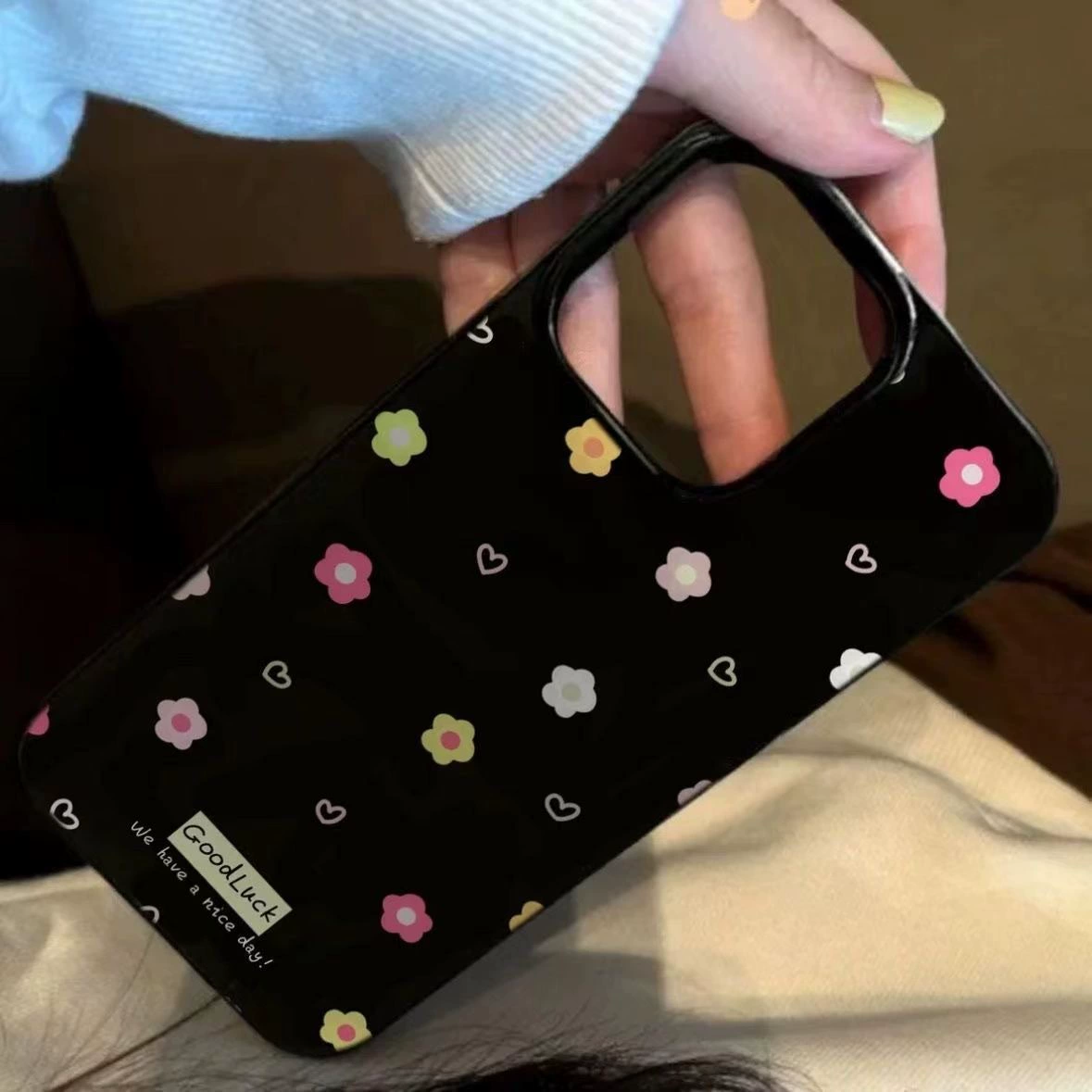 Чехол для телефона (Apple) желейный с цветочным узором — совместим с iPhone 12 Pro и серией iPhone 15, лёгкий