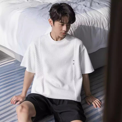 Summer Japanese-style green men's clothing high-end sense fashion loose round neck T-shirt casual knitting texture bar