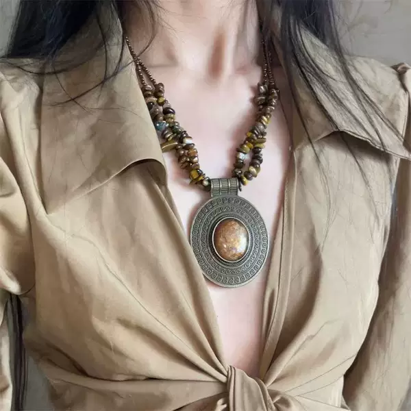 Retro Geometric Ethnic Style Double-Layer Turquoise Beaded Oval Metal Necklace European and American High-End Clavicle Chain Sweater Chain