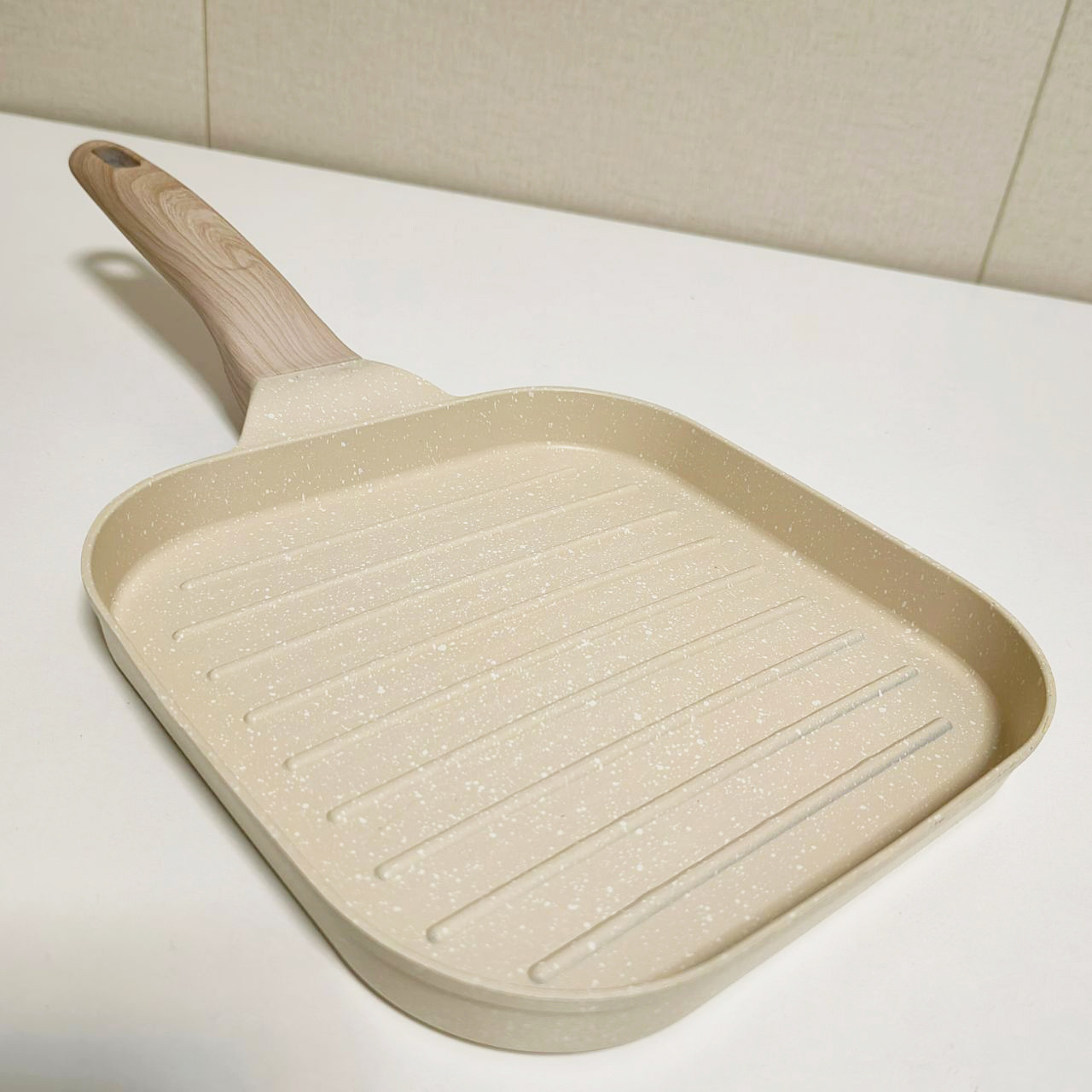 Cross-border non-stick steak pan with double bottom stove, universal non-stick pan for home use, aluminum-made breakfast egg striped pan