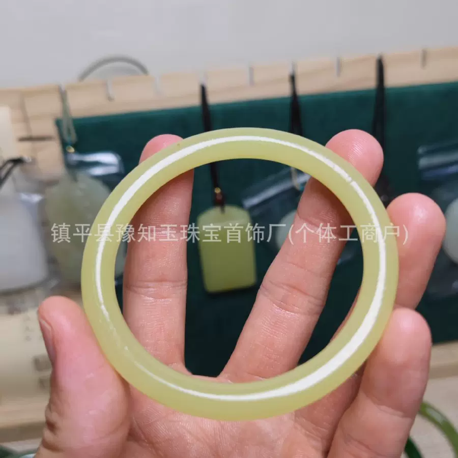 天然玉石手镯美人镯圆条叮当镯女款真正品冰种晴水青白玉冰透镯子